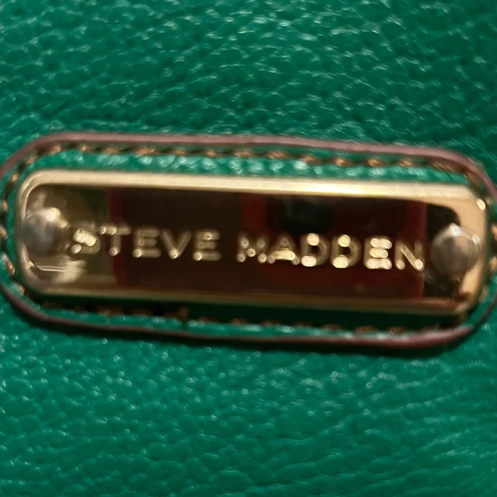 Steve Madden Emerald Green Satchel - Picture 3 of 4